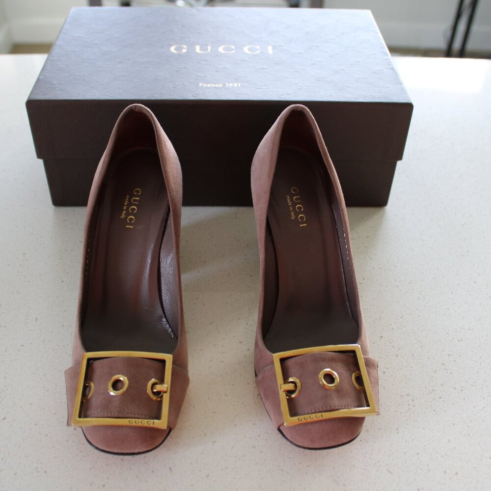 Gucci Brown/Mauve Suede Buckle Detail Block Heel Pump